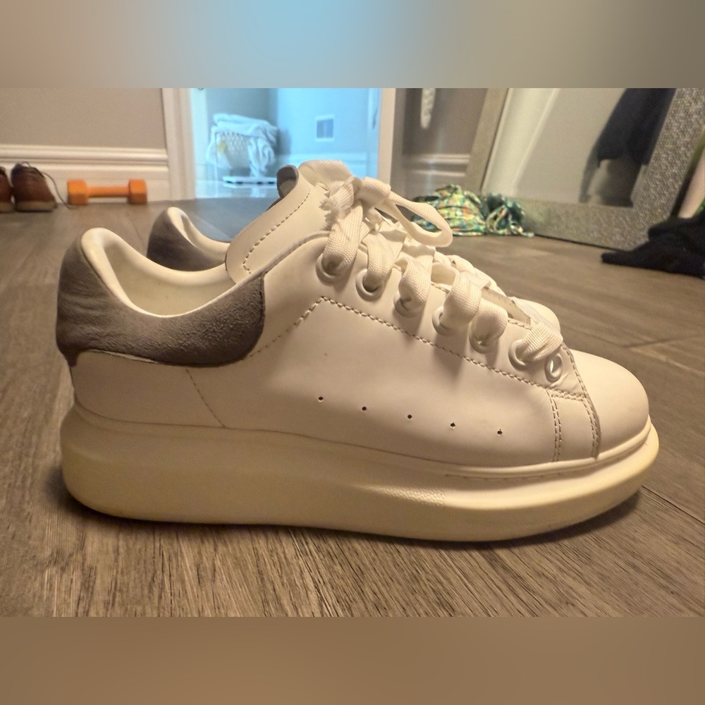 Alexander McQueen Platform Sneakers size 39